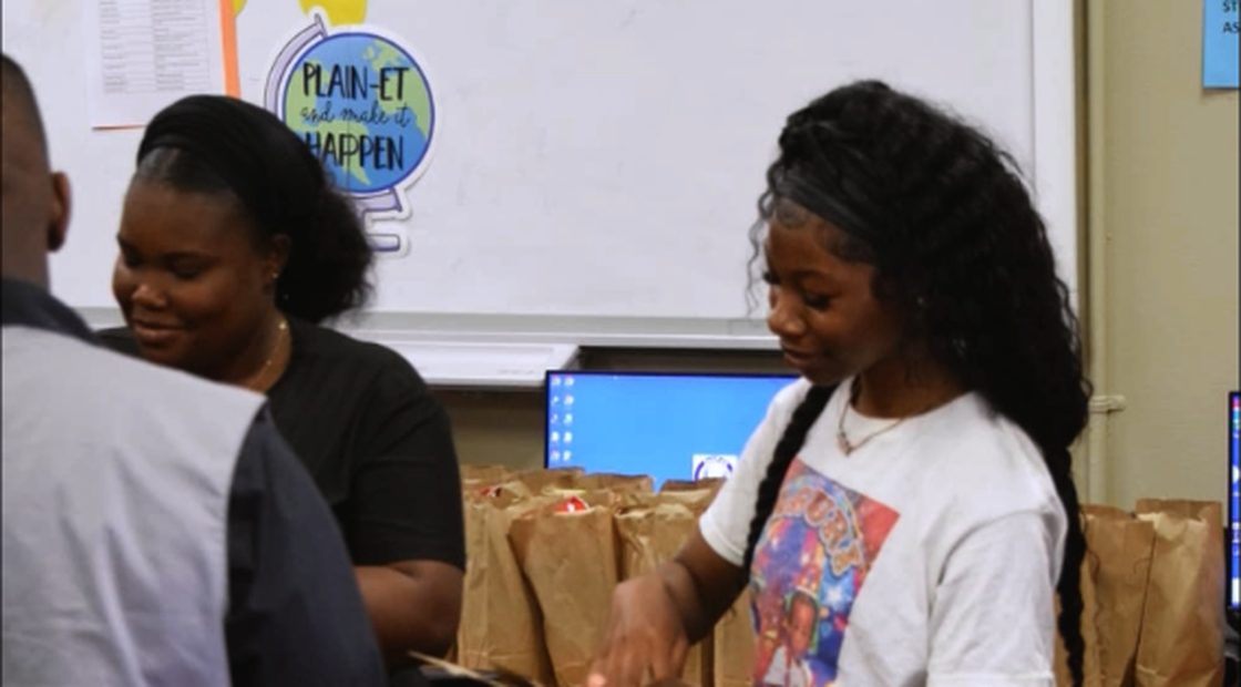 Two Sunfire students smiling together